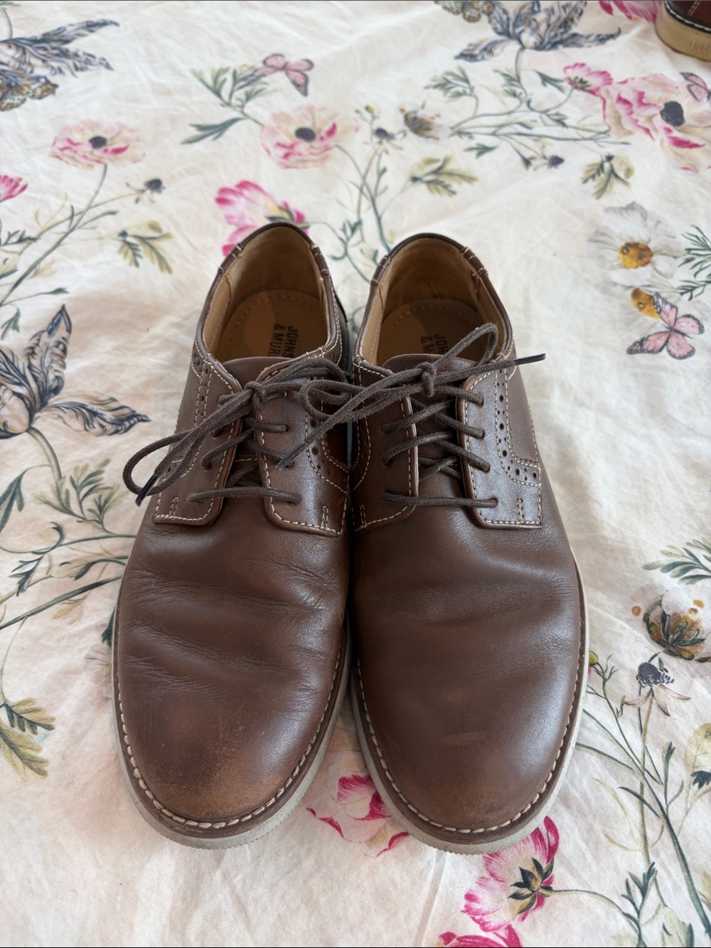 Johnston & Murphy Brown Leather Kids Lace-Up Dress Shoes